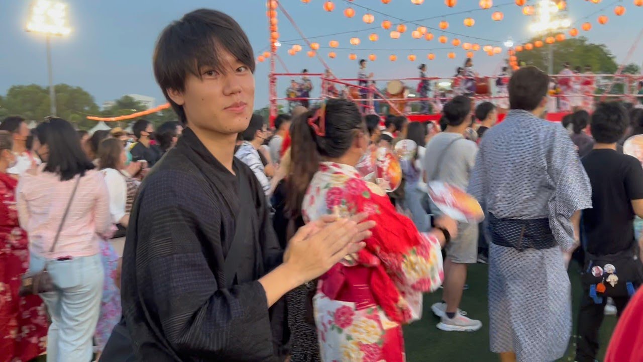 Orang Jepun jawab sama ada Bon Odori ritual agama atau tidak【日本人/ マレーシア】 【日本人/ マレーシア】