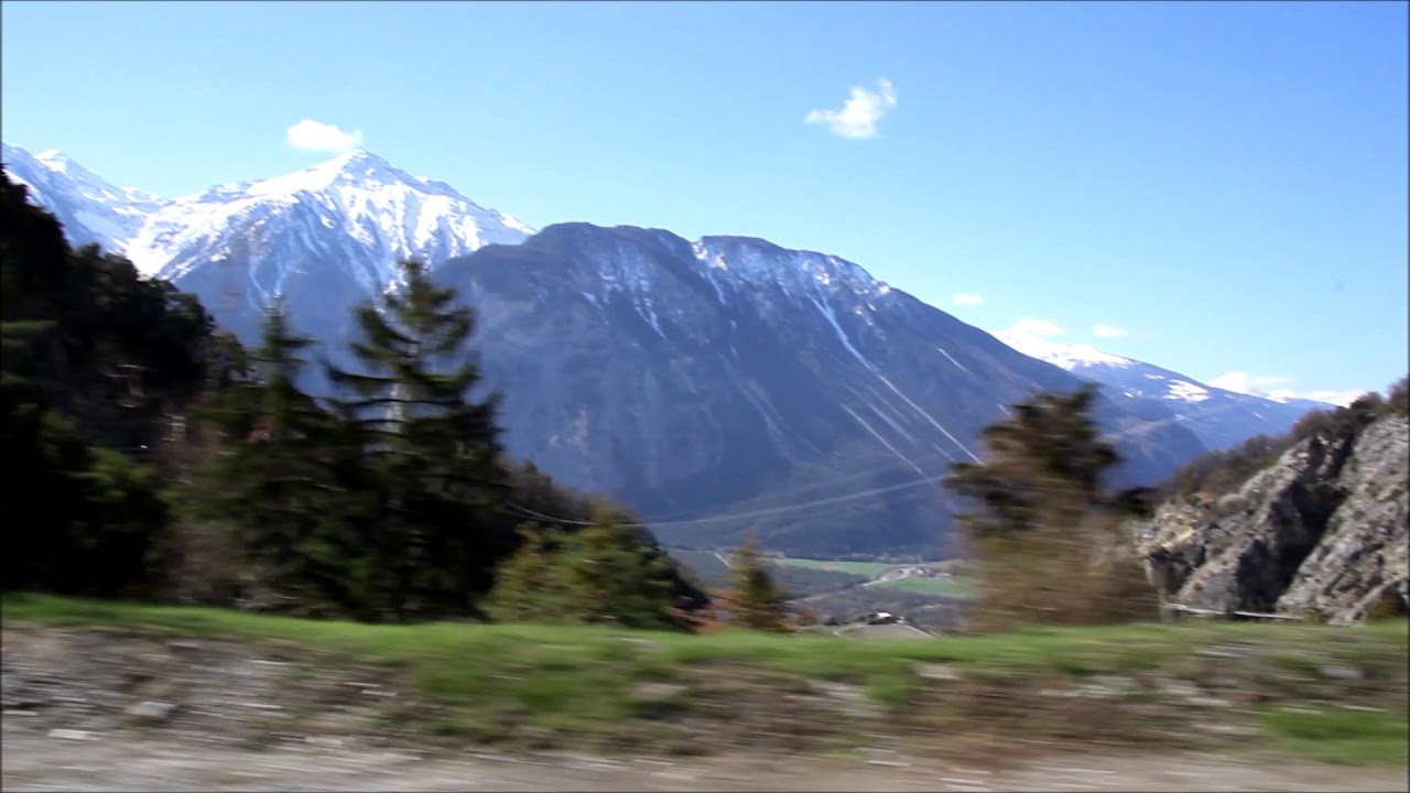 Швейцария.  По дороге из Leukerbad в Leuk.
