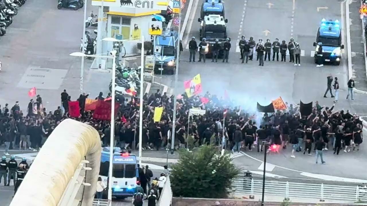Corteo prima della partita allo Stadio olimpico 25 maggio 2025 IMG 1965