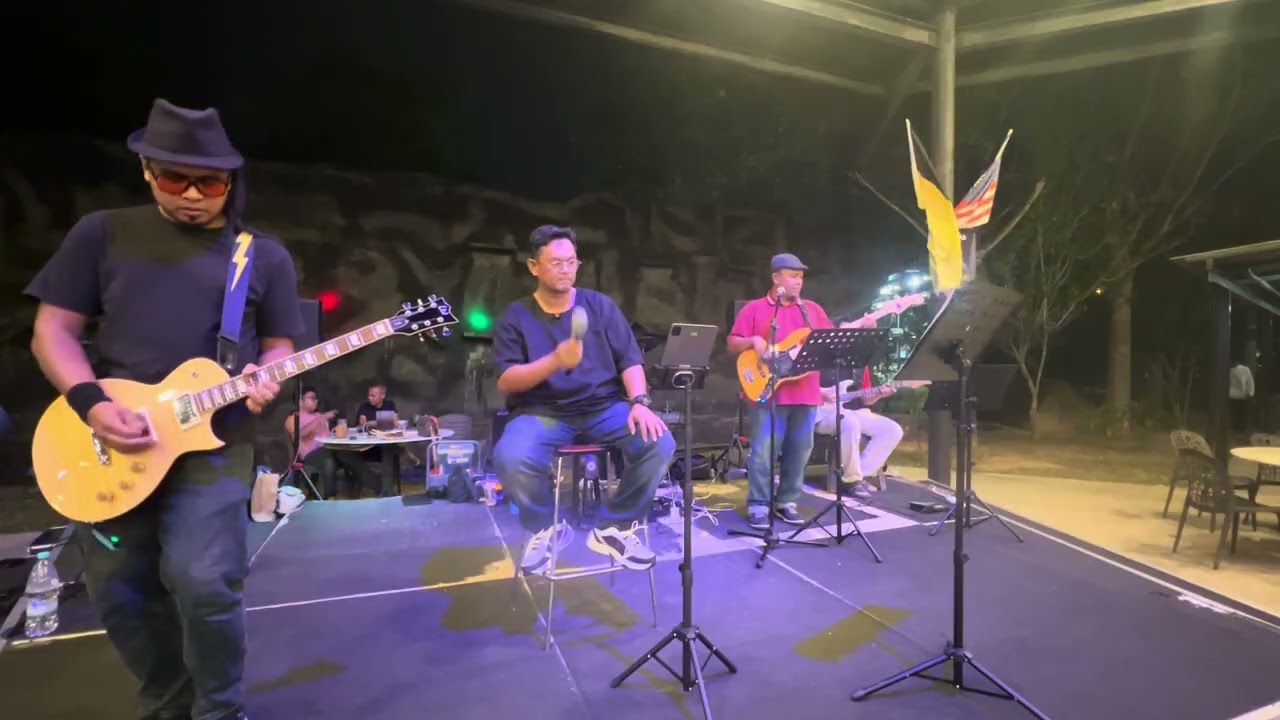 JAMILAH cover by SERAGAM HITAM band
