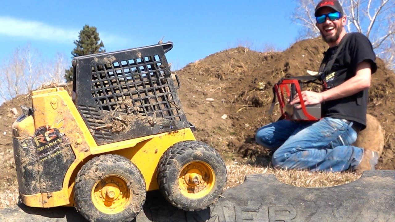 DREAM MACHiNE! 1:1 Diesel CAT Skid Steer (RC) builds Jump & Traxxas X-Maxx is HIGH! | RC ADVENTURES