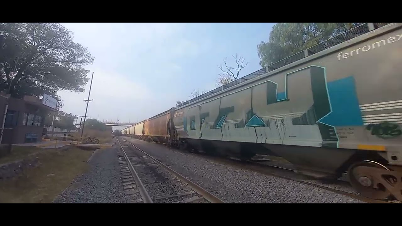 FXE 4688 FXE 4102 remota FXE 4551 Torreón al sur pasando en bojay