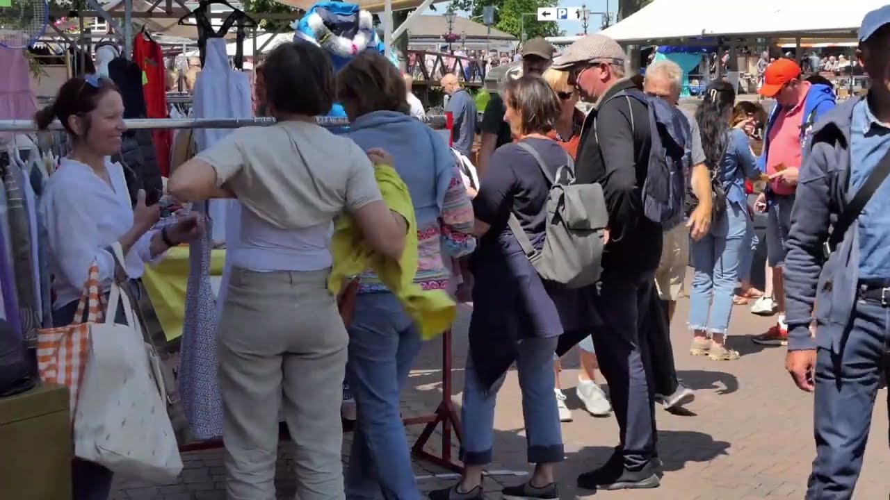 Brocante langs de waterkant | Sluis