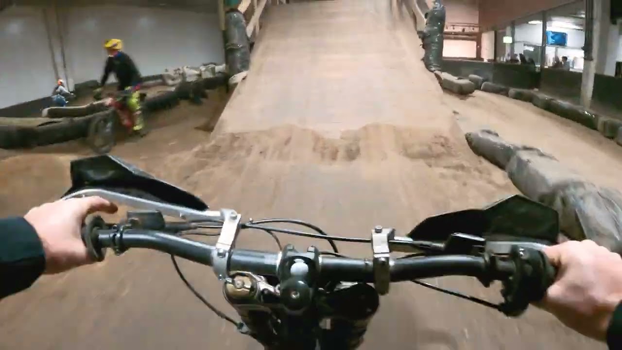 E-dirtpark Mechelen 4-11-2022 in 4K