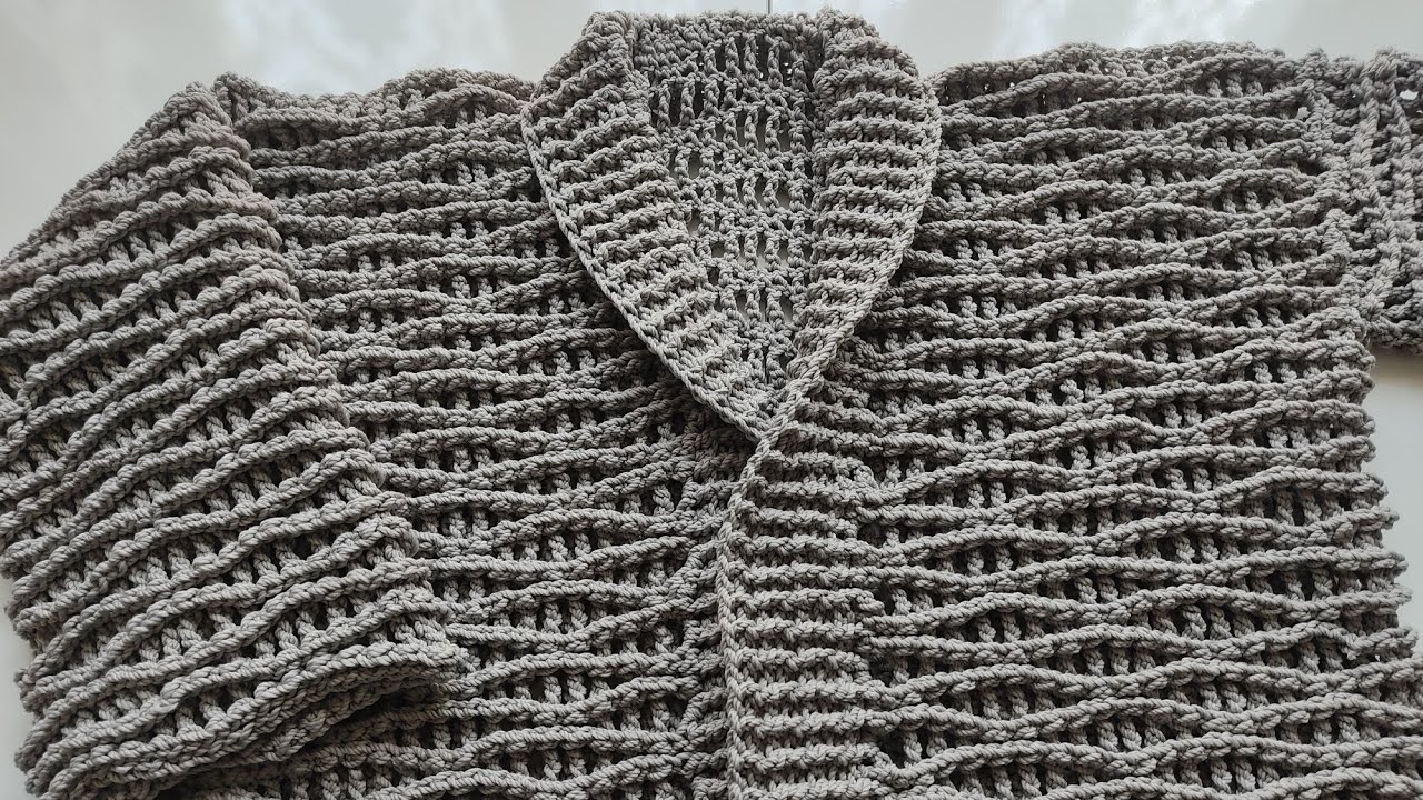 Başka Yerde Yokkk 👍🏻 Tığ İşi Örgü Kabartmalı Dalgalı Model Hırka Yapımı #crochet #örgü#tığişi
