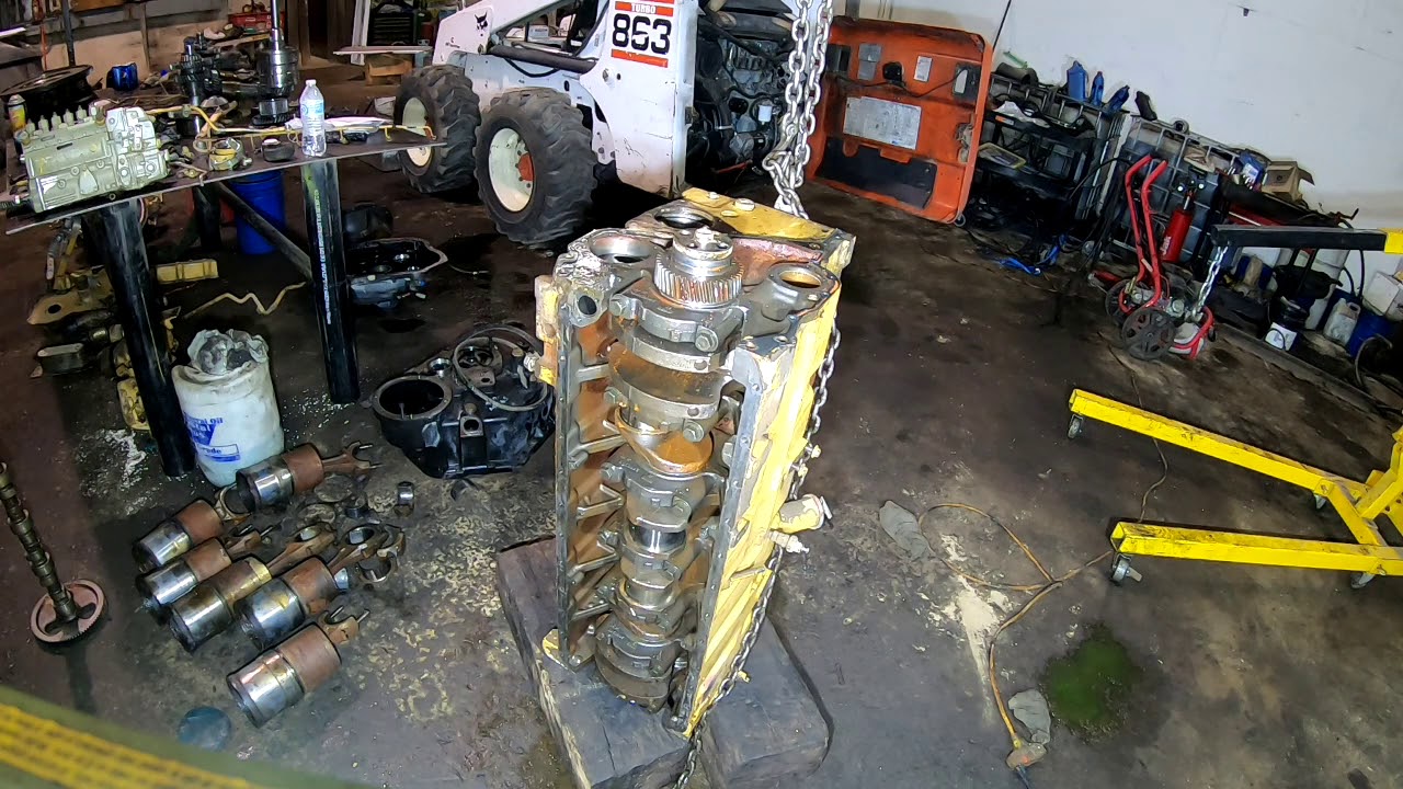 Bringing a road grader back to life pt.3