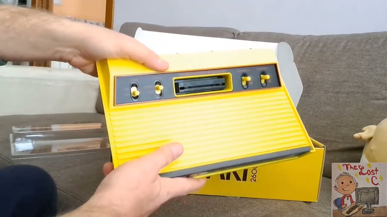 Unboxing di Natale con : Atari2600+ e DreamCast. Buon Natale a tutti 🥳