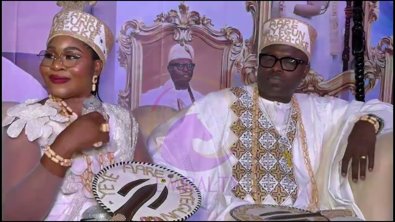 INVESTITURE CEREMONY OF CHIEF ADERANTI AS AARE & CHIEF MRS ESTHER OGUNTADE AS YEYE AARE OF IJAKA OKE