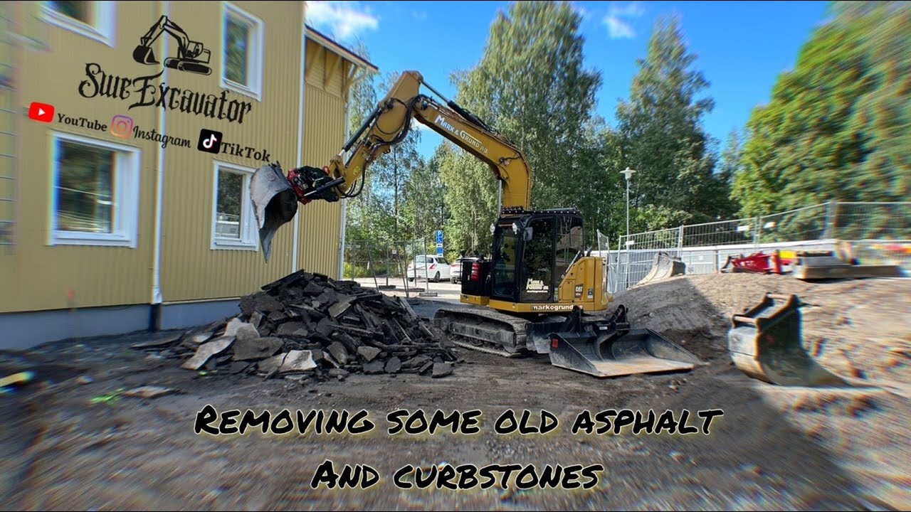 Removing some asphalt & curbstones | Caterpillar 307.5