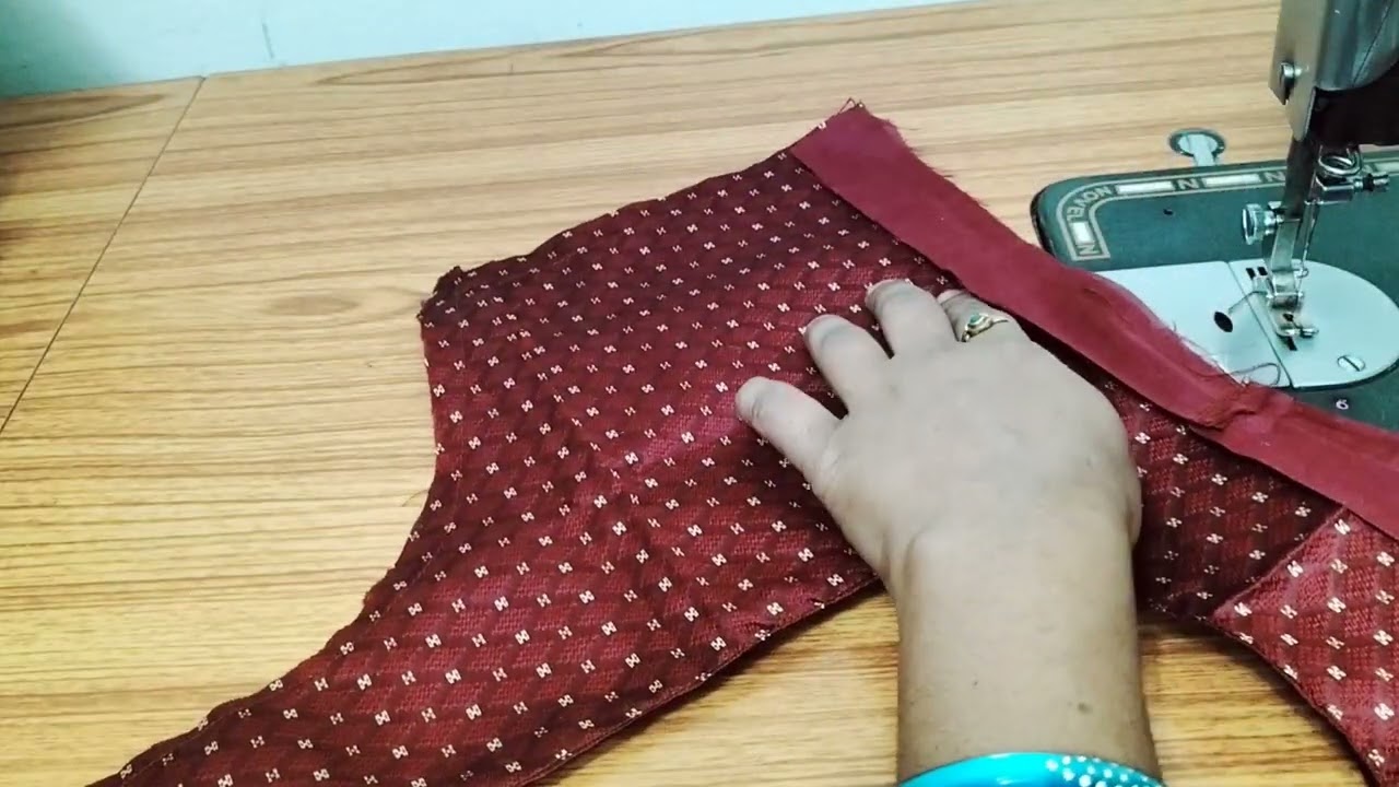 less se banaye  beautiful 🤩❤️ blouse design. लेस चा वापर करून बनवा सुंदर ब्लाऊज डिझाईन 🤩