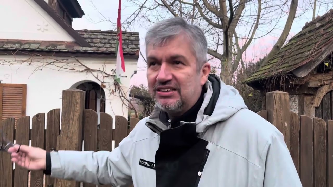 Hadh&aacute;zy Tours Felcs&uacute;t: Orb&aacute;n&eacute;k h&aacute;za &eacute;s a Pancho Ar&eacute;na