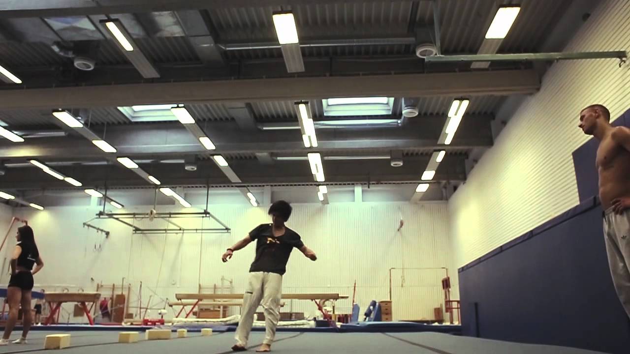 TeamBay Vi-Dan - Basic Kick Training