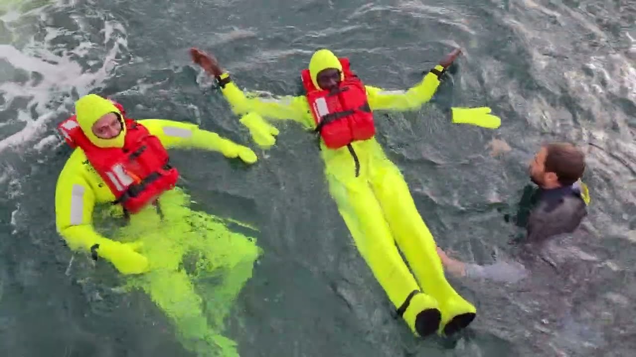 La importancia de salvar a todo el grupo. Supervivencia en el mar [ESCOLA PORT]