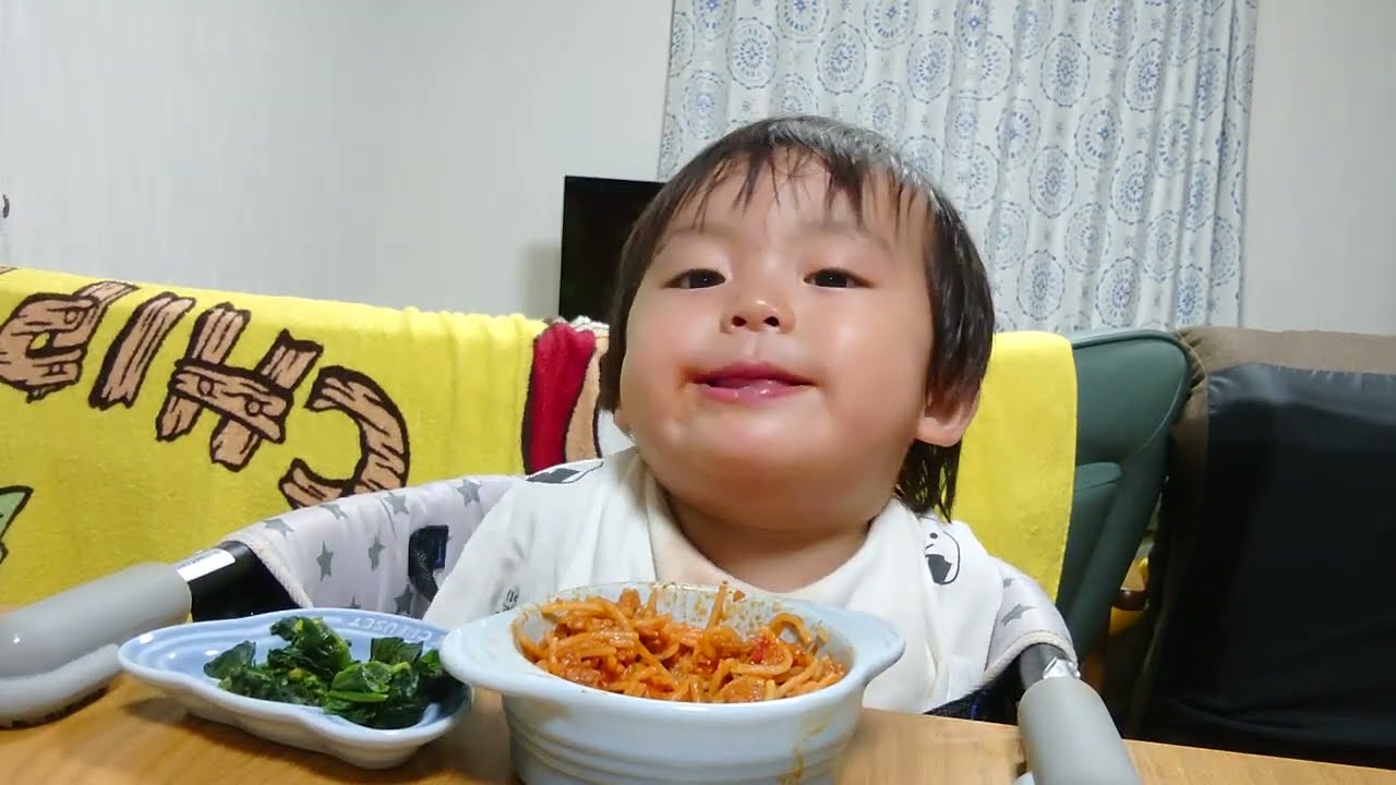 🍒Bolognese made by mom for dinner 👶 ♥ 🍝 I can talk a lot!🍒晩御飯にママの作ったボロネーゼ👶♥🍝沢山話せるようになってきました！