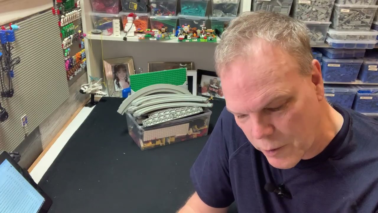 DKP — Списки деталей с BrickLink и наборы, которые я хочу воссоздать.