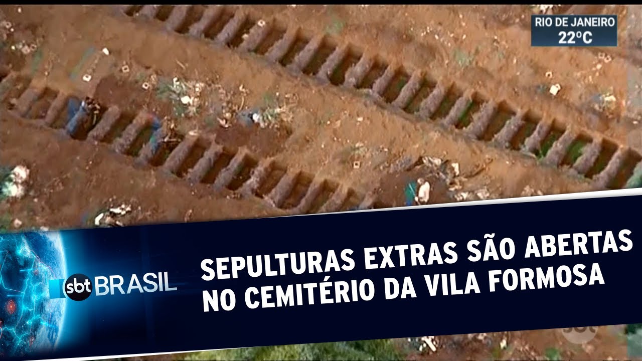 Retroescavadeiras abrem sepulturas extras no cemitério da Vila Formosa em SP | SBT Brasil (18/04/20)