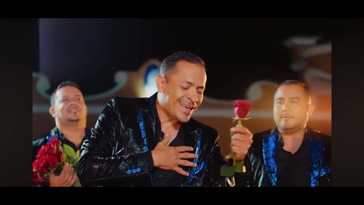 De La Tierra Al Cielo - Rodrigo Castelán Y Los Más Queridos [Official Video]