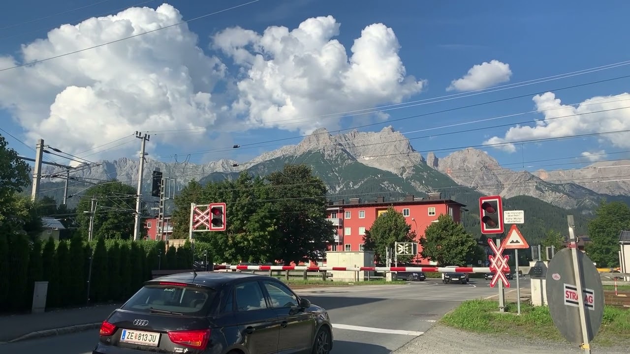 Bahnübergang in Saalfelden Österreich.🇦🇹