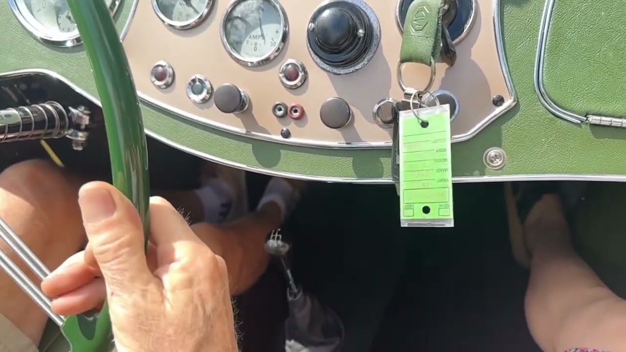 1953 MG TD - drive