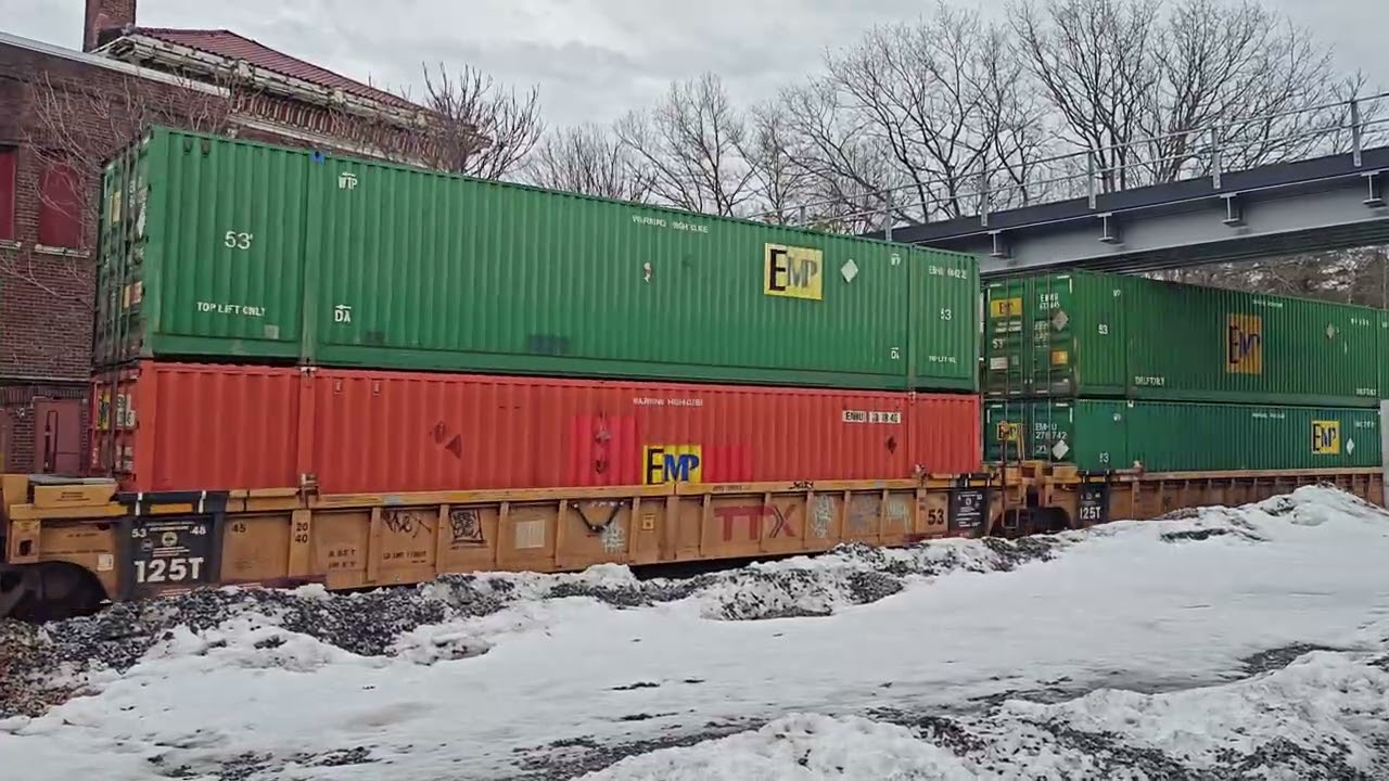 Norfolk Southern Z264 Freight Train Clinton MA 