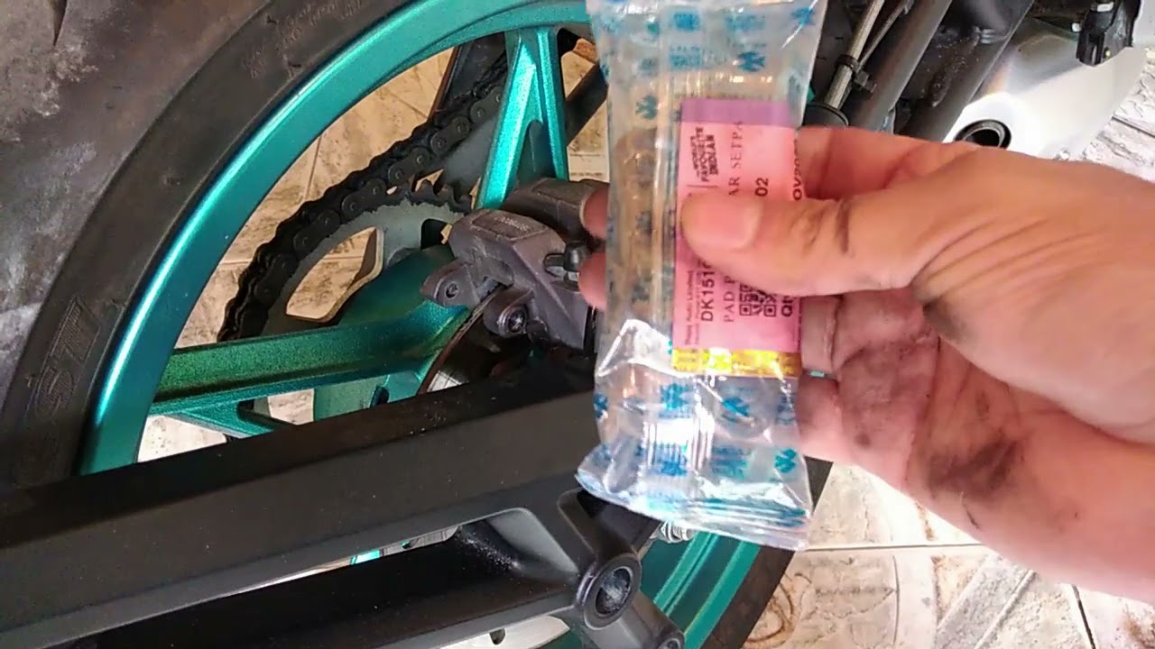 CAMBIO DE PASTILLAS DE FRENO TRASERAS CFMOTO NK 250