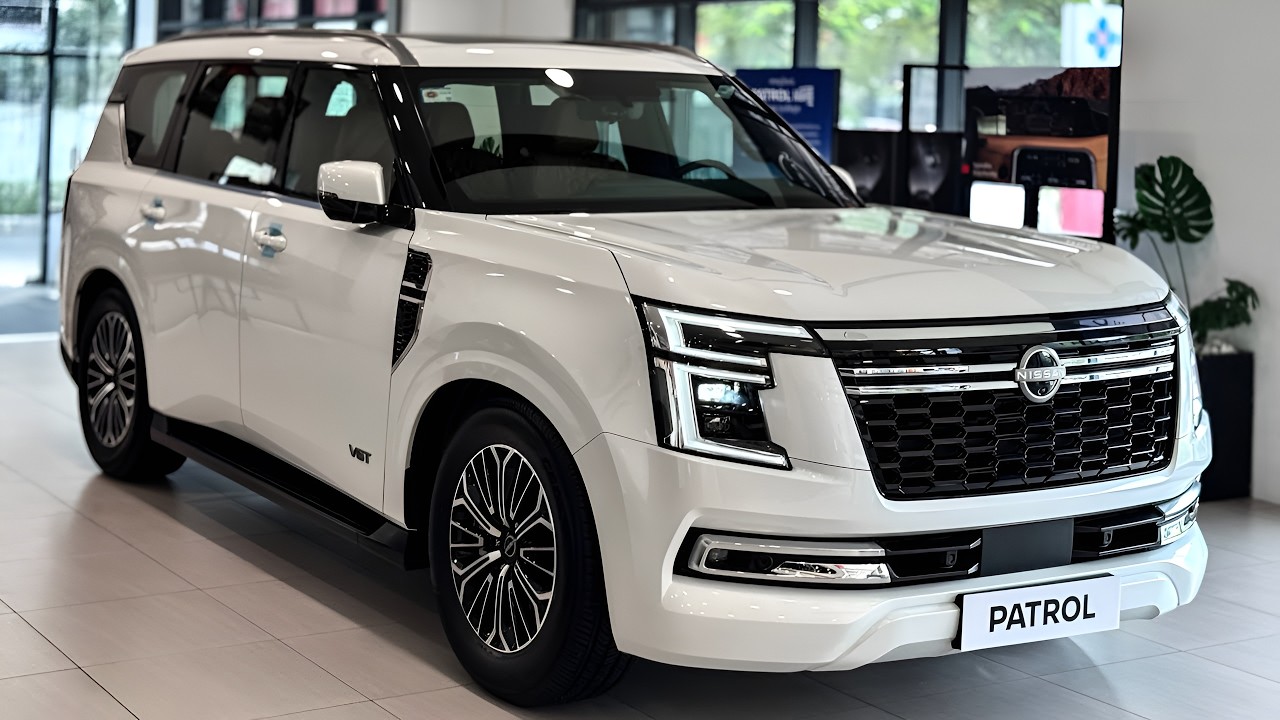 نيسان باترول بلاتينيوم V6 2026 الجديدة كلياً – دفع رباعي فاخر بـ8 مقاعد، ملكة الـSUV 👑🔥