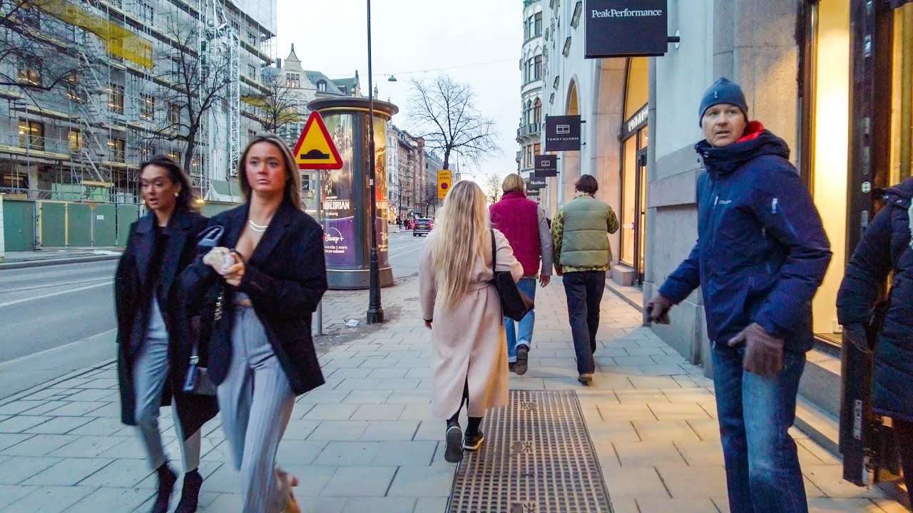 Walking in Stockholm City - Norrmalm & Östermalm - 4K 60FPS