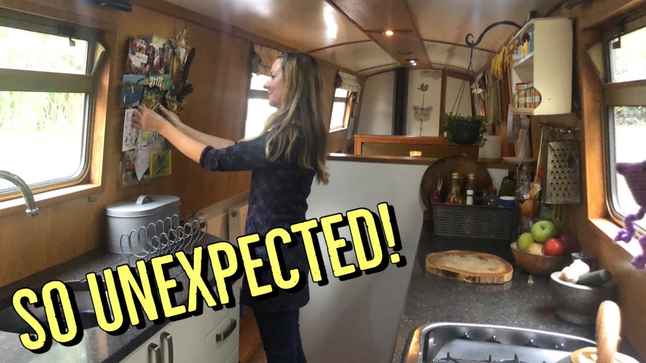 #122 Narrowboat Life in a Town