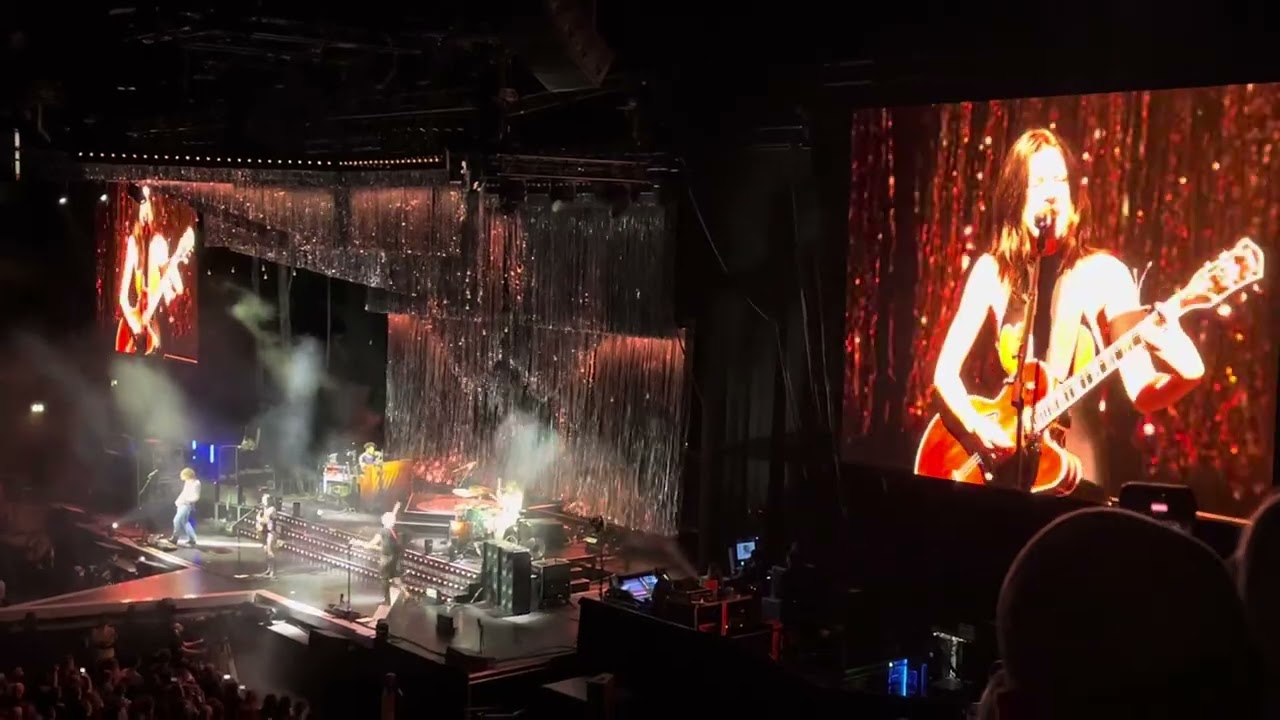 Wolf Alice - How Can I Make It OK? - AO Arena Manchester 28 November 2025