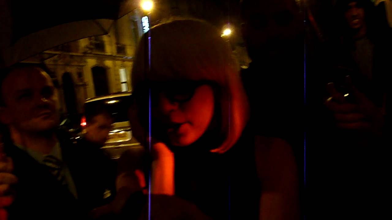 Fans Meeting - Lady Gaga @ Fun Radio - Paris 04.27.09