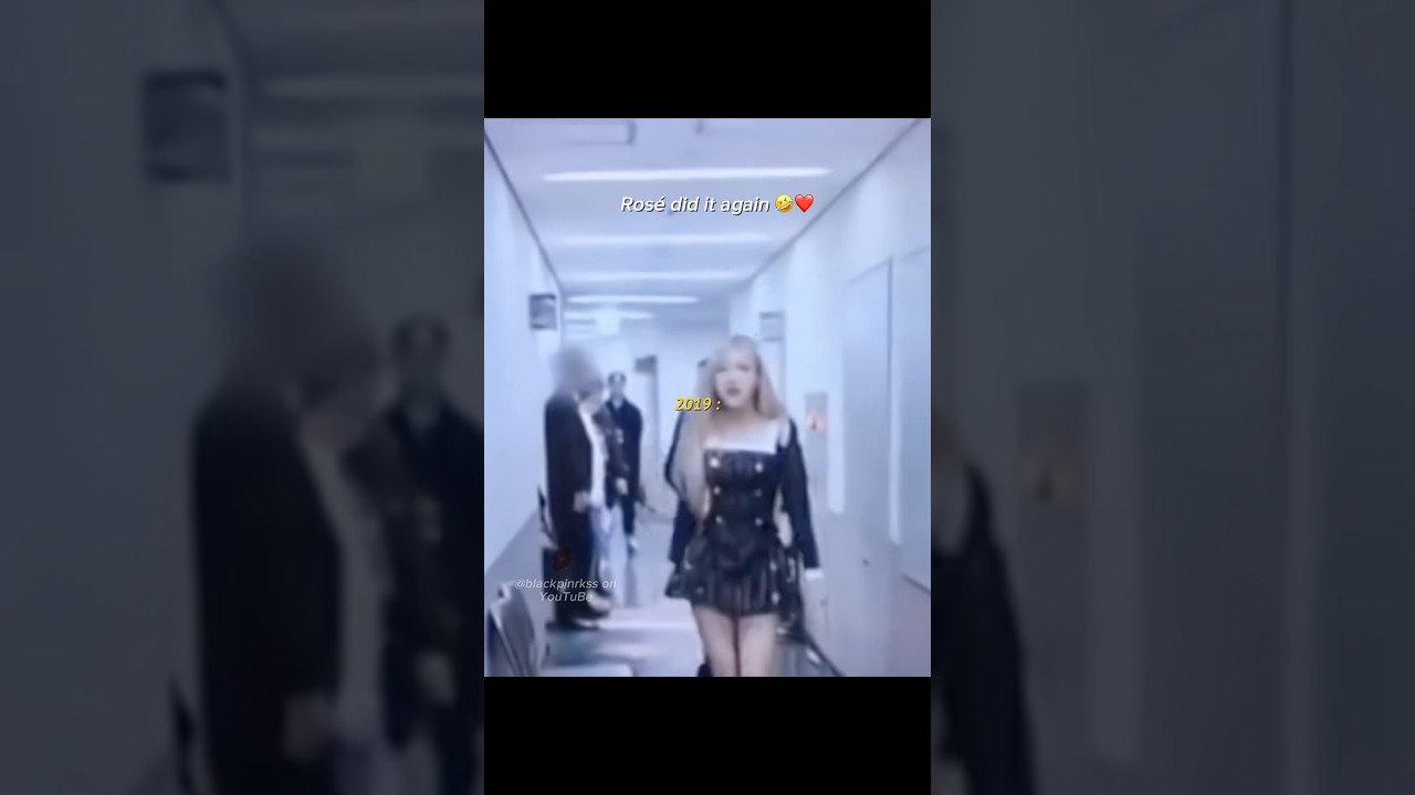 It seems like one of Ros&eacute;'s hobbies is singing backstage!! 🗣️🎤 #blackpink #ros&eacute;