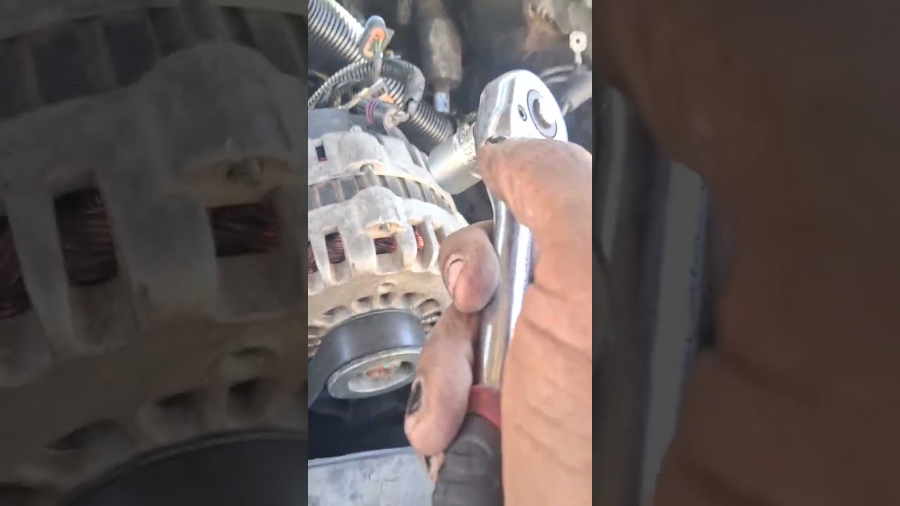 2001 Chevy Silverado DIY Alternator Removal 