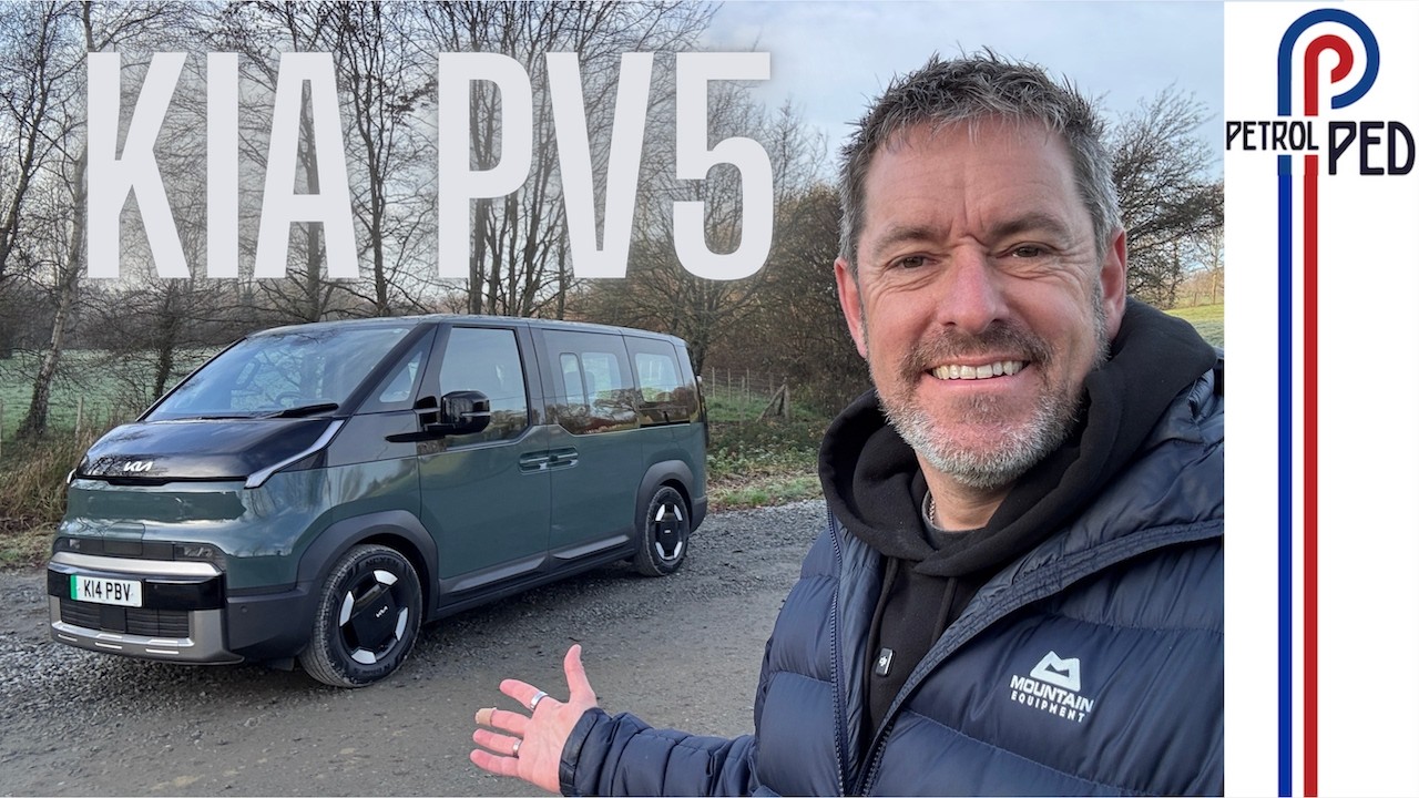 Kia PV5 Passenger - VW have a problem....it's £30k Cheaper than the ID. Buzz !!