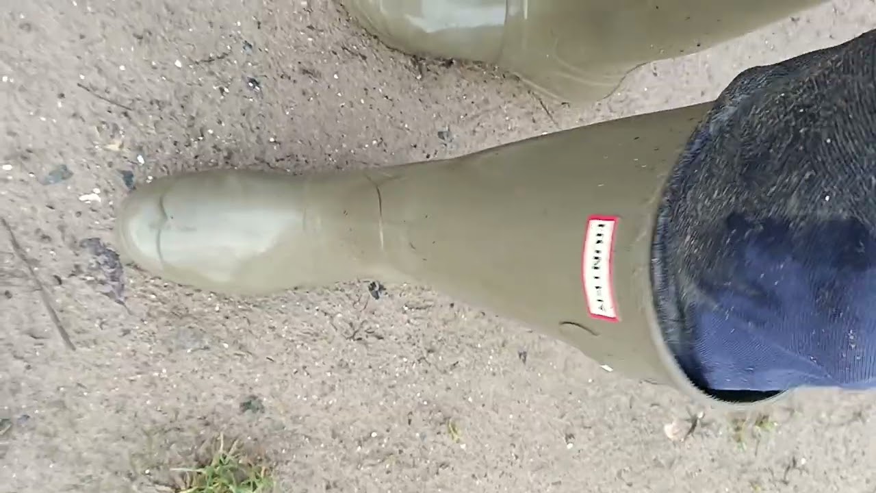 Ca fait splish splash dans mes bottes trempées