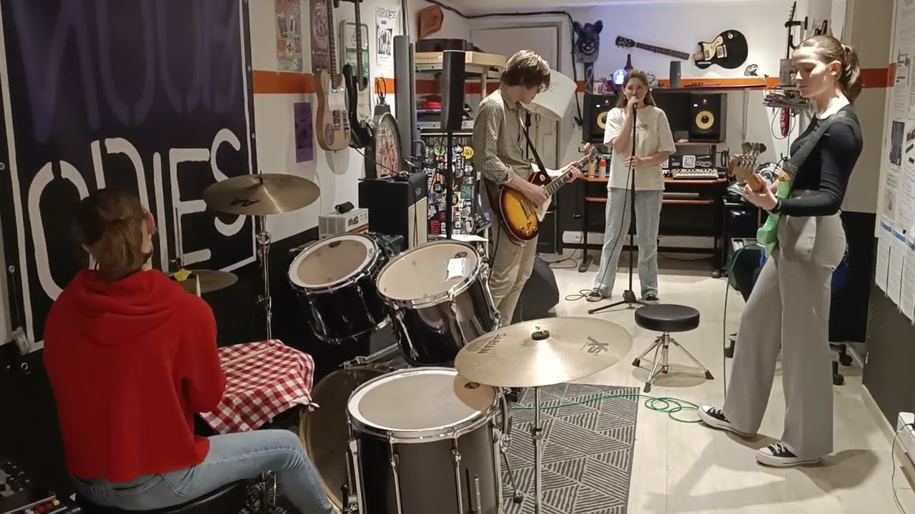 Rehearsal MJB - Manneskin