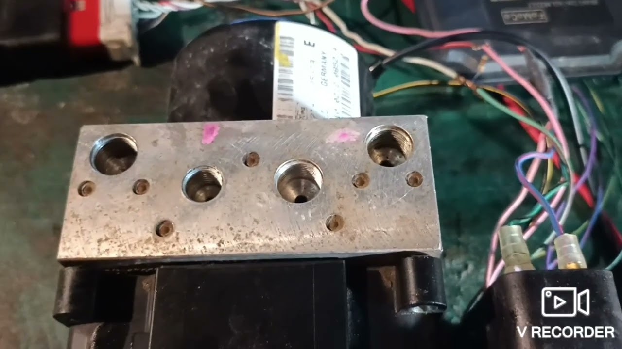 ซ่อม MODULE​ ABS FORD​ FIESTA U3000 C0063 C003A C0031 C0037 C0034