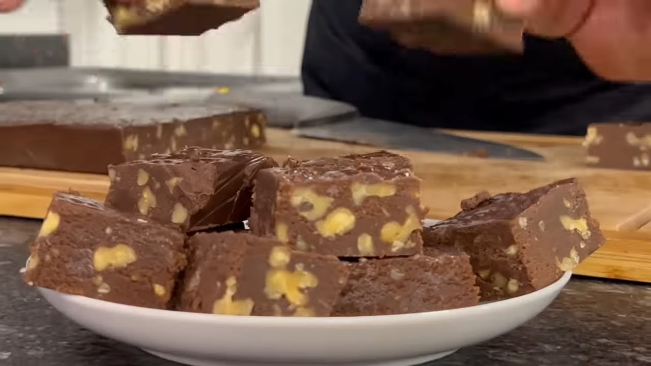 Reteta de CIOCOLATA de CASA cu Lapte Praf [RETETA SIMPLA]