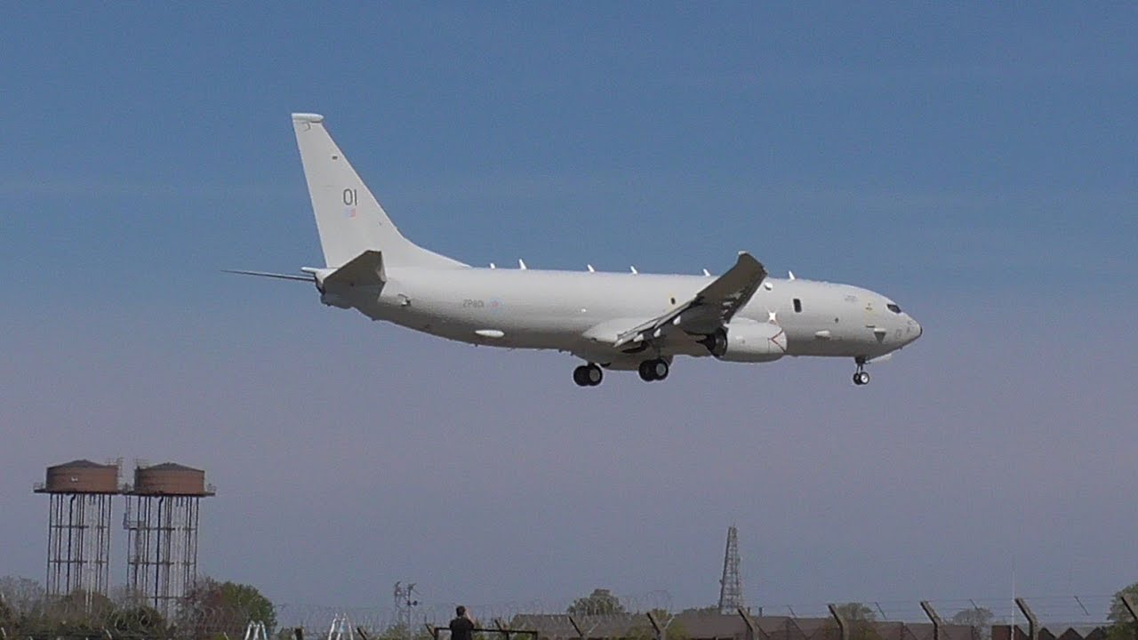 Amazing day at spotting RAF Mildenhall - Part 1/2 ft. Wc135, P8, Kc10, C295 and more!  20/4/22