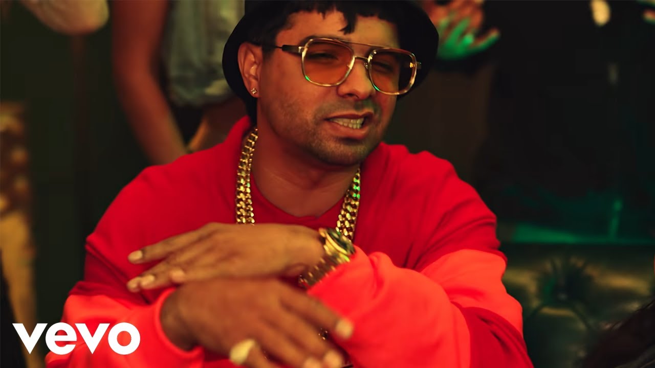 Chencho Corleone x Myke Towers x Wisin x Yandel - Me hace Pecar (Video Oficial)