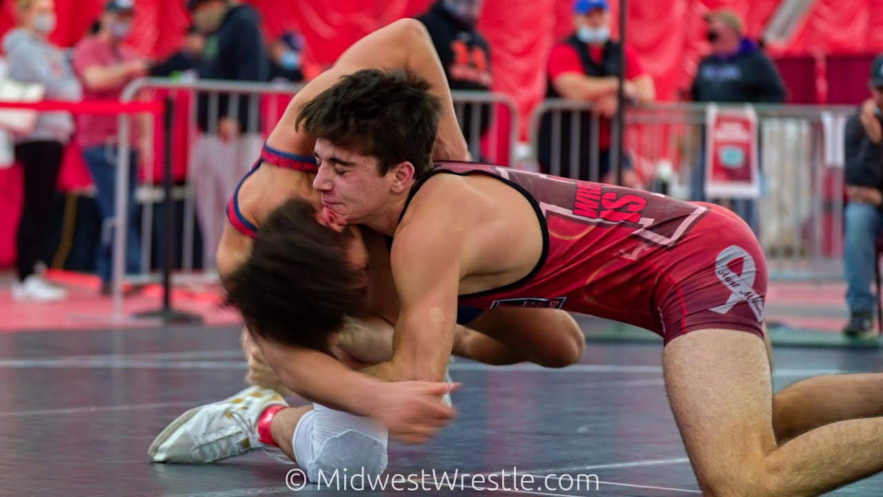 152 – Gabriel Pugh (red) of Marshfield WI defeated Ben Shvartsman (green) of Deerfield IL by MD 11–0