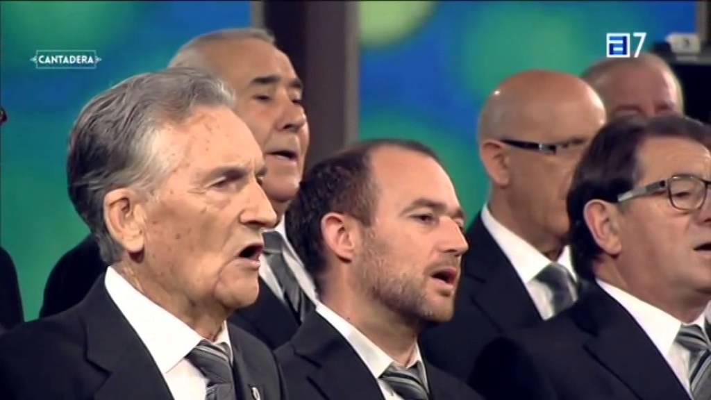 Coru Samartín de Sotrondio ''Mocina dame un Besín''