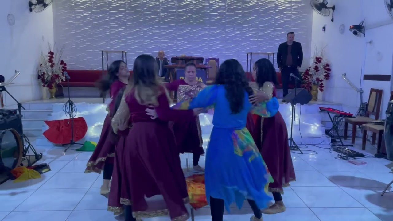 Coreografia Buscar-me-eis e achareis Alexandre Lucio Ministério Shalom 