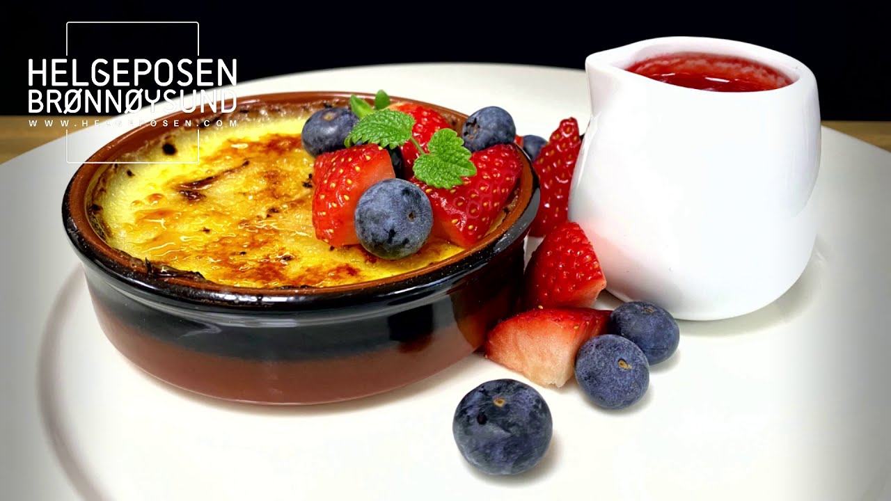 Dessert, Creme brulee med bærsaus og bær