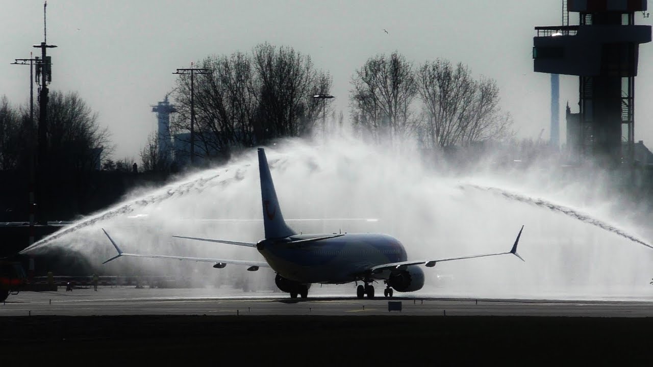 TUI Boeing 737 MAX-8 Landing, Water Salute & Take Off Rotterdam Airport