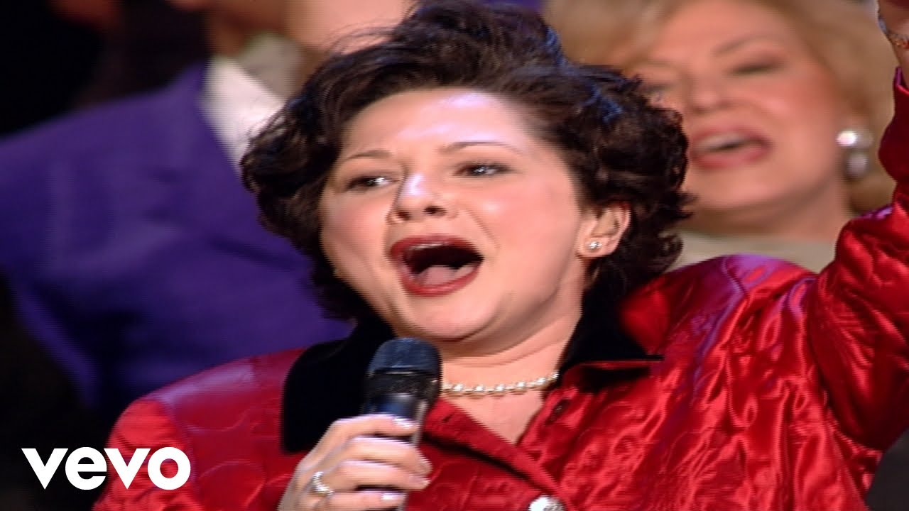 Bill & Gloria Gaither - Because He Lives [Live] ft. Allison Durham Speer