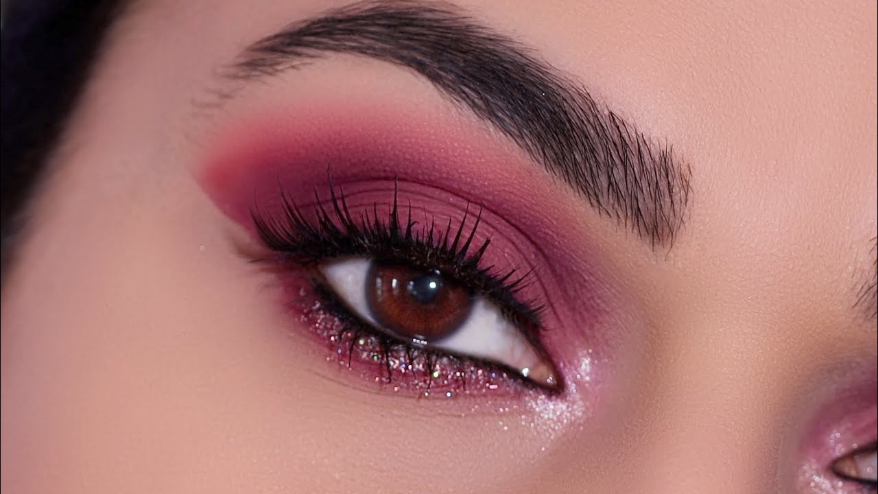 Smokey Plum Eye Tutorial | Glitter Under Eyes | Beauty Bay Berries