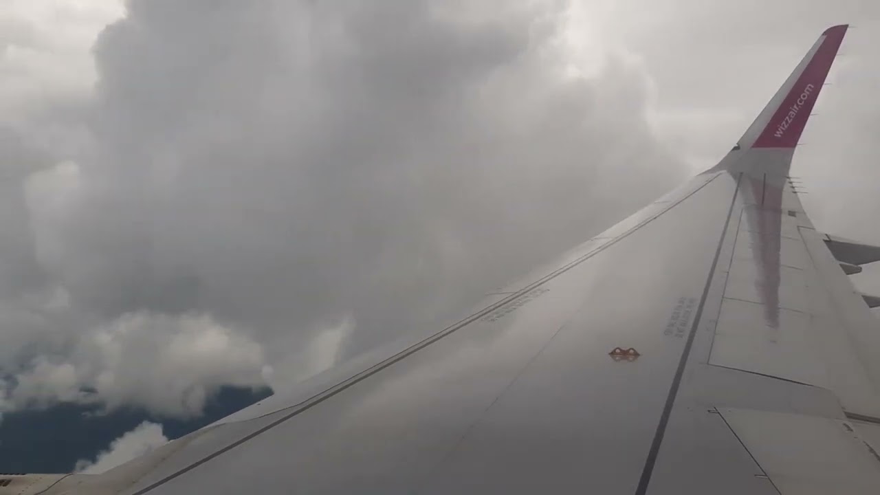 🛬 Landing at Ohrid International Aeroport 🇲🇰- Wizzair - June 2023 :) 🌍