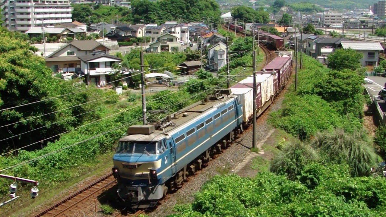 山陽本線 宮内串戸～阿品を行く貨物列車 (2013.6.16)
