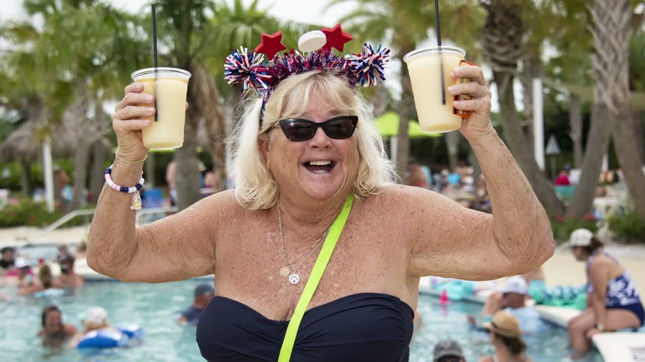 Latitude Margaritaville Island Time – Staying Cool at Paradise Pool
