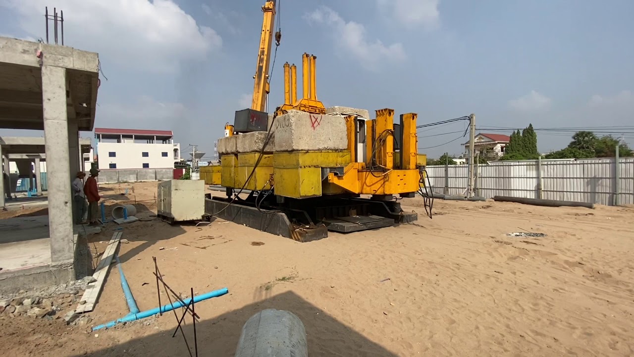 ម៉ាស៊ីនសង្កត់គ្រឹះពេលប្តូរទីតាំងម្តងៗ